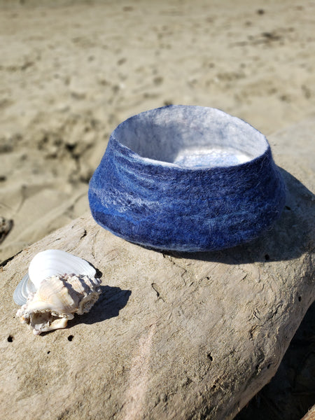 Felted vase in coastal style, high quality hand made basket for accessories. Ocean blue natural wool and raw silk decor.