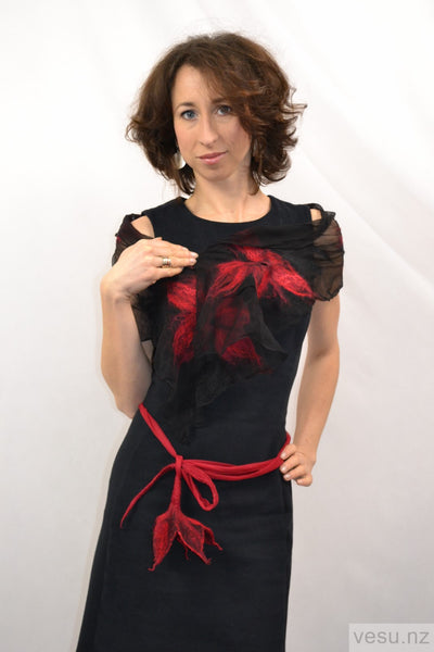 Silk scarf with merino wool black and red 4293