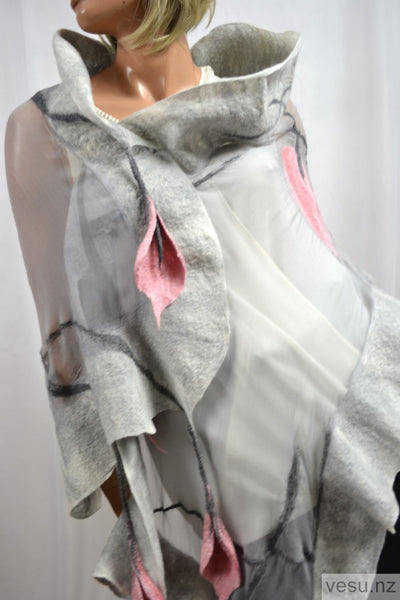 Light gray silk shawl with merino wool 4470