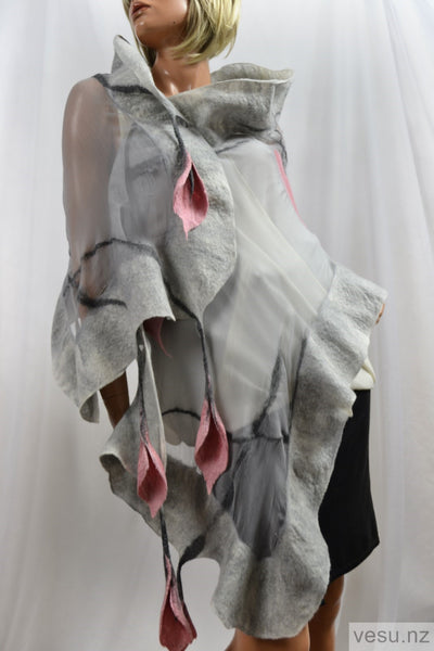 Light gray silk shawl with merino wool 4470