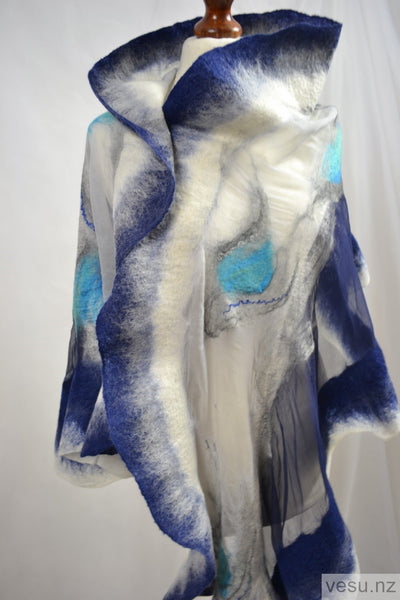 Shawl, blue and white silk creation 4517