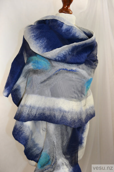 Shawl, blue and white silk creation 4517